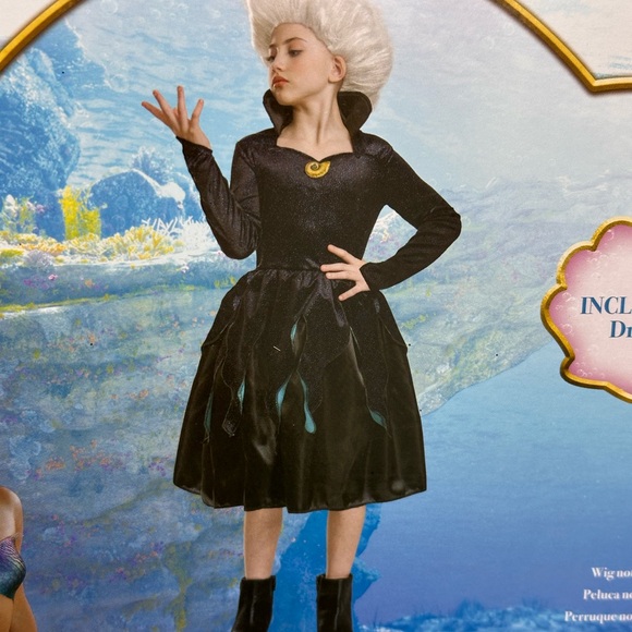 The Little Mermaid URSULA costume with separate wig included - Picture 3 of 13